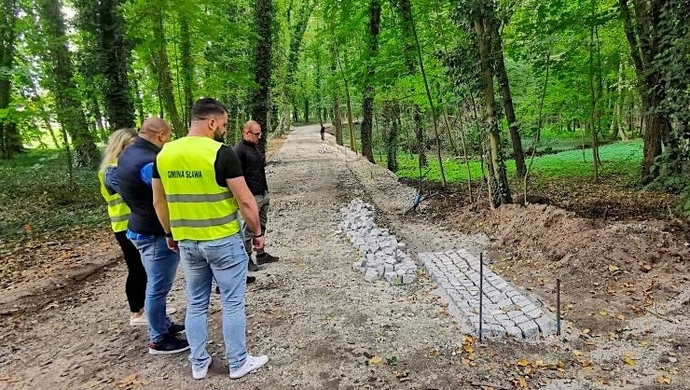 Sława: Wizytacja w parku (ZDJĘCIA)