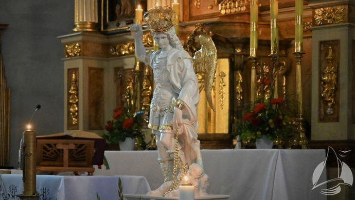 Św. Michał Archanioł na stałe w sławskiej Parafii