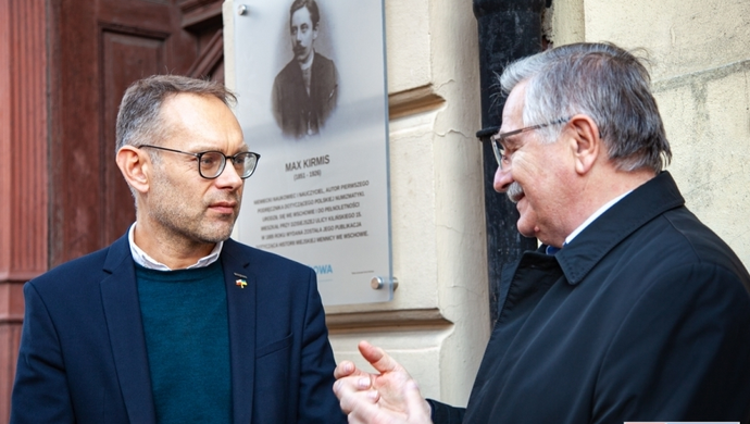 Odsłonięcie tablicy pamiątkowej Maxa Kirmisa we Wschowie (VIDEO)