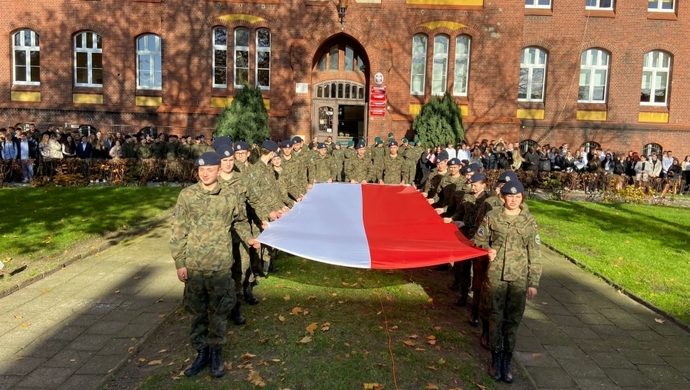 Obchody Święta Niepodległości w I. Zespole Szkół im. Stanisława Staszica we Wschowie