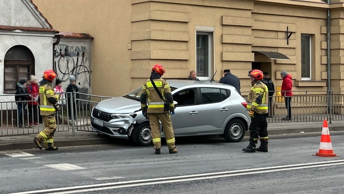 Utrudnienia na skrzyżowaniu Konradowskiej i Kazimierza Wielkiego (FOTO)