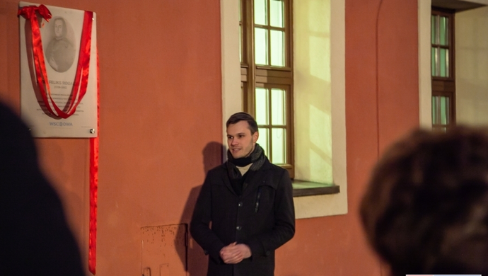 Tablica poświęcona ks. Rogalińskiemu odsłonięta! (VIDEO)