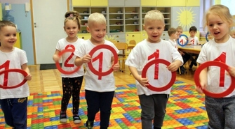 Obchody Europejskiego Dnia Numeru Alarmowego w Przedszkolu nr 5 (ZDJĘCIA)