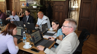 Radni interpelują o łamanie regulaminu