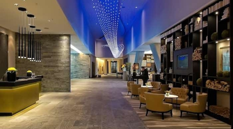 Oświetlenie hotelowe – co warto o nim wiedzieć?