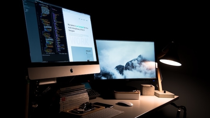 Dlaczego salon kosmetyczny powinien mieć stronę internetową?