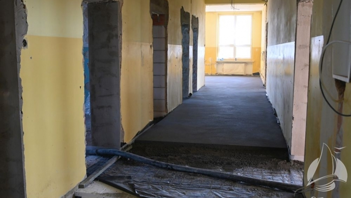 Trwa modernizacja dawnego budynku szkoły (FOTO)