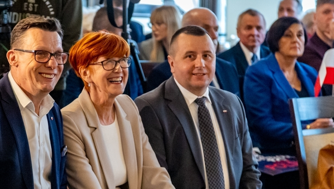 „Przyszłość to Polska”: Trasa programowa PiS we Wschowie (RELACJA)