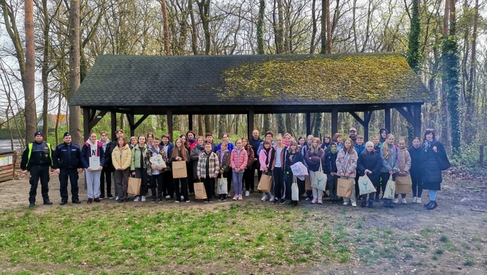 Gminny Dzień Ziemi na Bluszczowym Szlaku (FOTO)