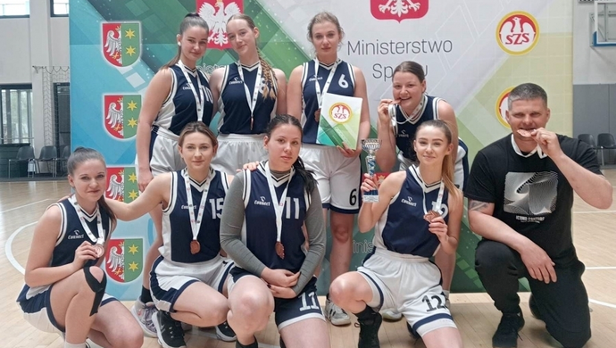 Koszykarki z I ZS we Wschowie zdobyły brązowy medal w finale wojewódzkim! (FOTO)
