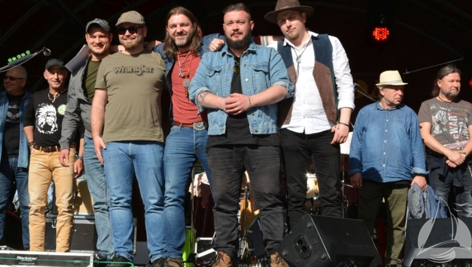 Las, Woda & Blues - grają aż miło! 