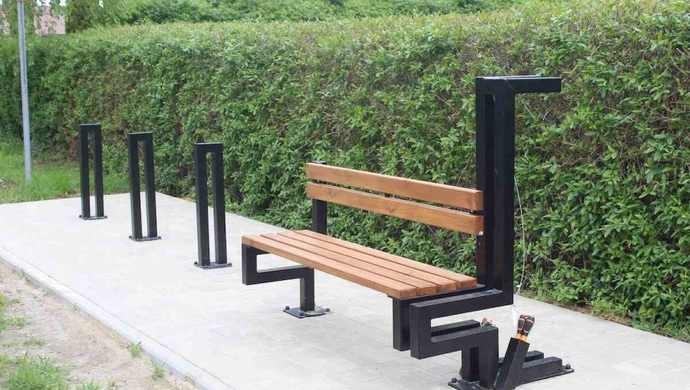 Gmina Szlichtyngowa: Zakończono budowę oświetlenia ulicznego i stacji naprawy rowerów