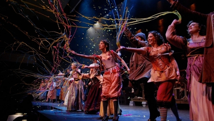 Nauczyciele ze wschowskiej „Jedynki” wystąpią w przedstawieniu teatralnym!