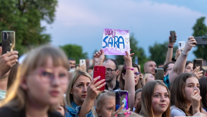 Dni Wschowy 2023. Sara James i After Party - tłumy na Placu Kosynierów! (FOTO)