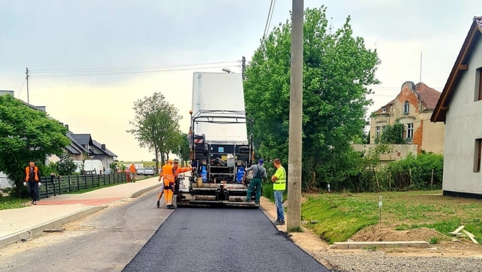 Przebudowa drogi powiatowej Szlichtyngowa-Wyszanów postępuje! (FOTO)