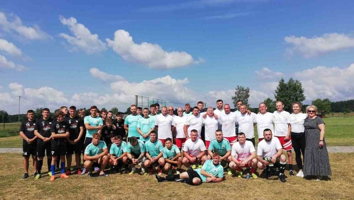 Memoriał im. Krzysztofa Grzywacza: Uczcili pamięć założyciela MKS „Orzeł” Szlichtyngowa