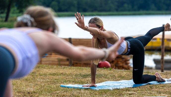 Sława. Na plaży SCKiW będą odbywać bezpłatne zajęcia jogi!