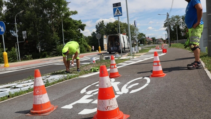 Tylewice - Przyczyna Górna. Przebudowa drogi na finiszu (FOTO)