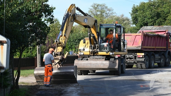 Rusza remont drogi w miejscowości Wróblów (FOTO)