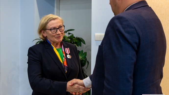 Małgorzata Gośniowska-Kola odznaczona Odznaką Honorową za Zasługi dla Polonii i Polaków za Granicą