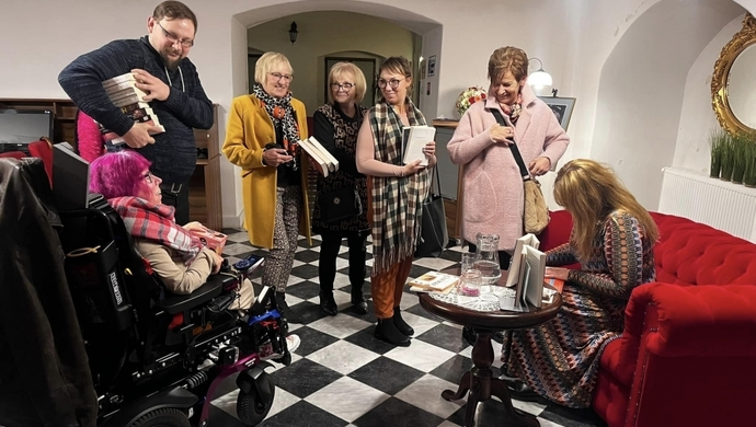 W Bibliotece odbyło się spotkanie autorskie z Magdaleną Majcher (FOTO)