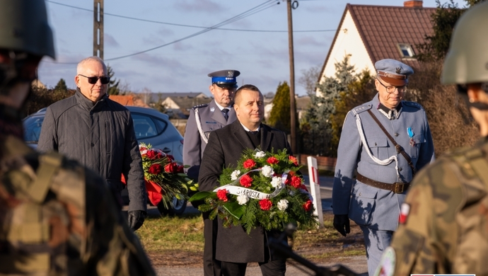 W Łupicach oddali hołd bohaterom Powstania Wielkopolskiego (VIDEO)