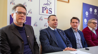 PiS we Wschowie przypomina o podniesieniu wieku emerytalnego przez rząd PO-PSL