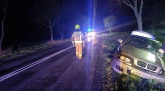 3 osoby poszkodowane - wypadek na trasie Sława - Stare Strącze (FOTO)