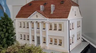 K. Milanowski wystawił na licytację unikatową makietę PSM we Wschowie