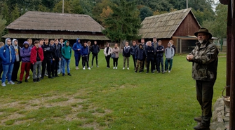 Uczniowie „Staszica” wzięli udział w warsztatach maturalnych w filmowym Soplicowie