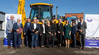 Konferencja prasowa pod siedzibą ZUW Wschowa ws. dofinansowania z Polskiego Ładu