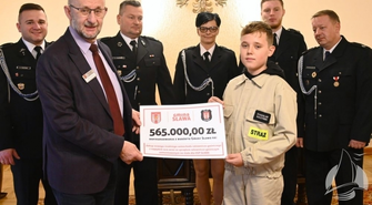 Burmistrz Sławy wspiera strażaków!
