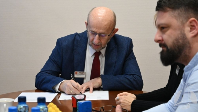 Od wiaduktu do cmentarza komunalnego. Przy ul. Długiej powstanie nowy chodnik