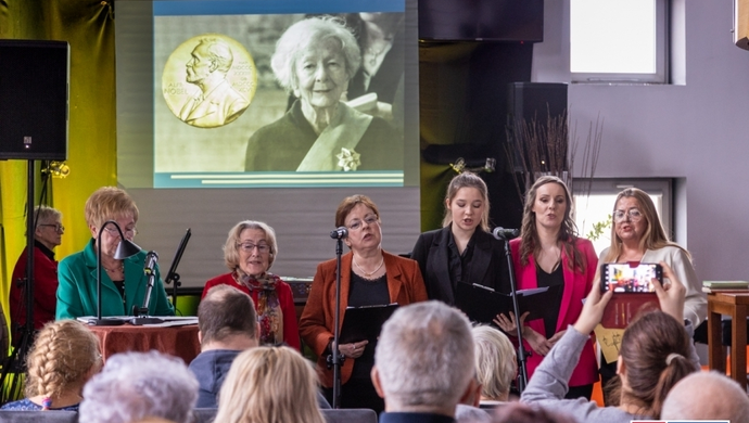 Wisława Szymborska oczami Zespołu Sedno. Impresja słowno-muzyczna „O sobie przez siebie” (VIDEO)