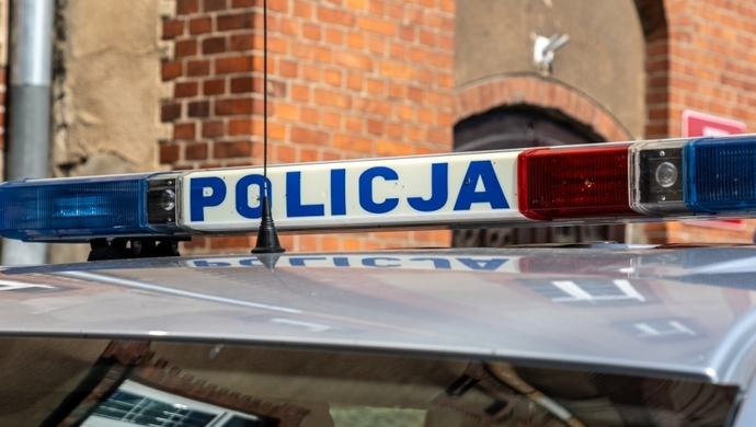 Kolizja na ul. Moniuszki. Nietrzeźwy 56-letni kierowca mercedesa próbował uciec. Interweniowała kobieta