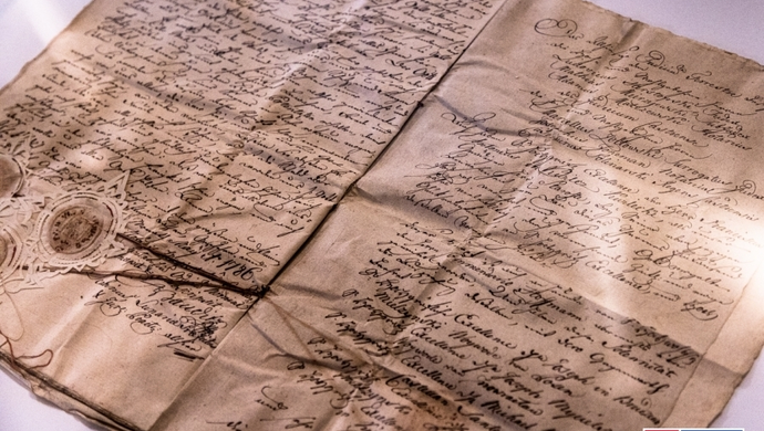 Przetłumaczono fragment listu z najstarszej kapsuły czasu na świecie. „Wy, którzy kiedyś przeczytacie to pismo...”