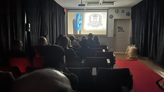Szkoła w Szlichtyngowej z własnym kinem. Fotele trafiły tam z głogowskiego „Jubilata”