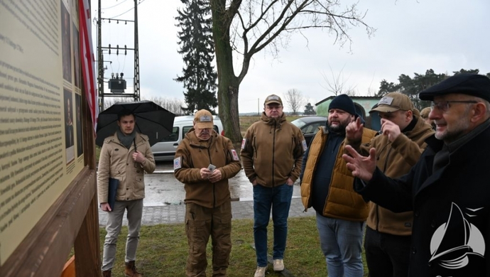 Nowa tablica historyczna w Szreniawie. „Ocalić od Zapomnienia” upamiętniło Bitwę pod Wschową