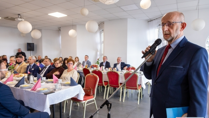 Burmistrz Cezary Sadrakuła spotkał się ze sławskimi przedsiębiorcami (VIDEO)