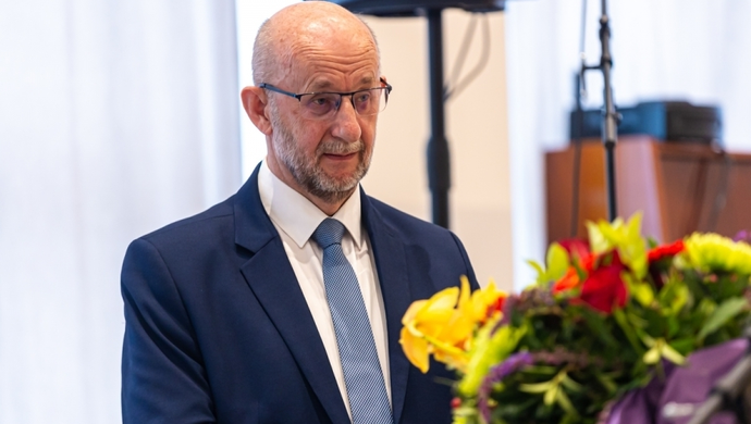 Burmistrz Sadrakuła z życzeniami na Dzień Kobiet. „Chciałbym, żebyście czuły się docenione na każdym kroku”