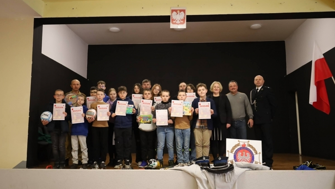 Młodzi strażacy w akcji. Turnieju Wiedzy Pożarniczej w Szlichtyngowej