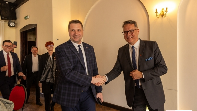 Czarnek wsparł kampanię PiS we Wschowie. Oberwało się przeciwnikom: „Nie znają się na normalnym, uczciwym zarządzaniu”