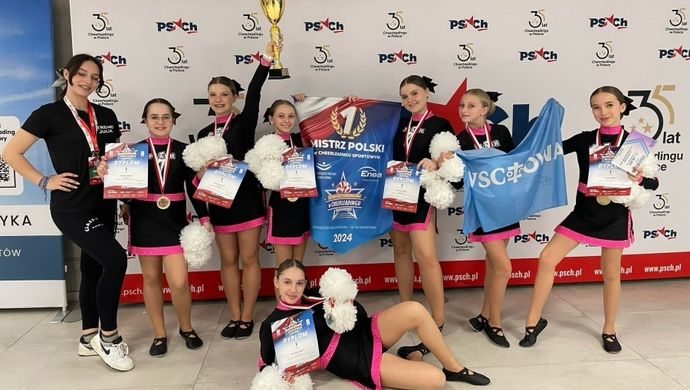 Cheerleaderki do Wschowy wracają z pucharami! Udane występy na Mistrzostwach Polski w Grodzisku Mazowieckim 