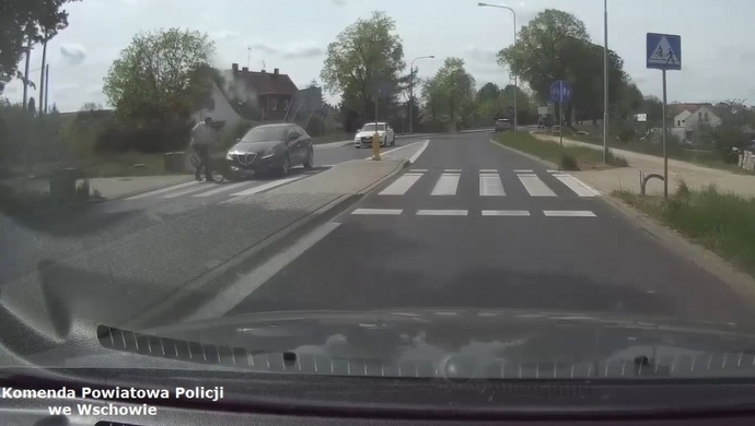 Kto kierował lancią? Policja poszukuje sprawcy potrącenia na przejściu we Wschowie
