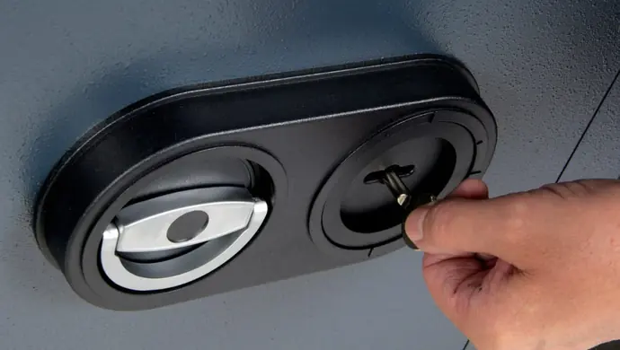 Dlaczego sejf na klucz to nadal dobry wybór?