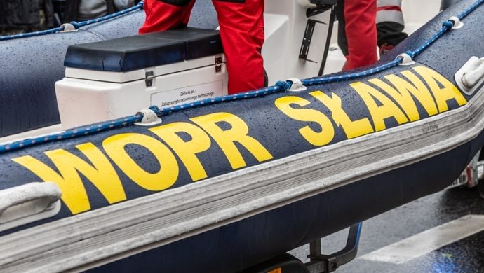 Dwa poważne incydenty w majowy weekend. „Maszt wbił się w dno jeziora”