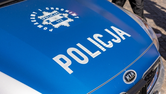 Czujność na służbie i po godzinach. Policjant ze Wschowy zatrzymał poszukiwanego