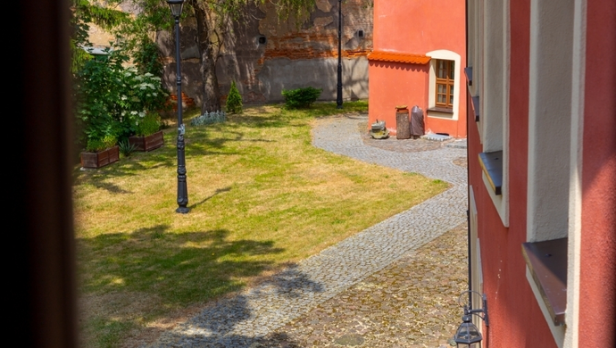 Biblioteka we Wschowie zakłada ogródek. Rośliny poszukiwane!