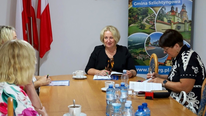 Rusza przebudowa drogi przy szkole w Starych Drzewcach. Bezpieczniej dla uczniów