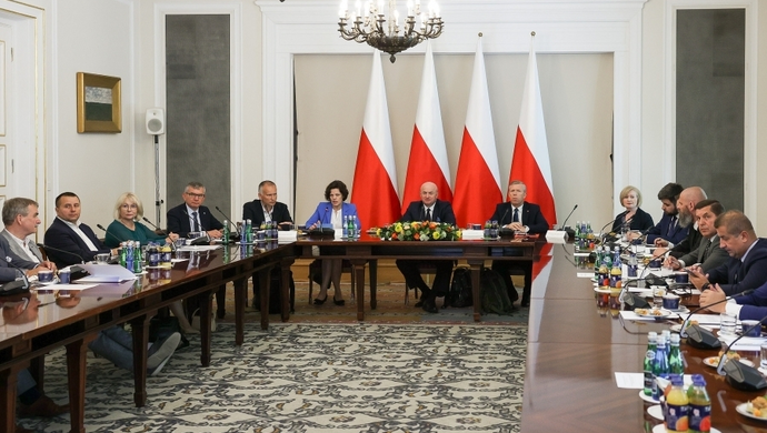 Wicestarosta Bielawski na prezydenckim spotkaniu. Dyskutowano o finansowaniu samorządów